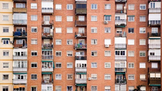 Un pueblo de Madrid toma medidas contra la ocupación: "No podemos permitir que siga creciendo"