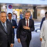 Alfonso Rueda firma convenio con el presidente de la Asociación Española de Socorros Mutuos de Montevideo
