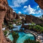 Descubre el restaurante más alucinante de España: pasadizos secretos y comida en las entrañas de la Tierra