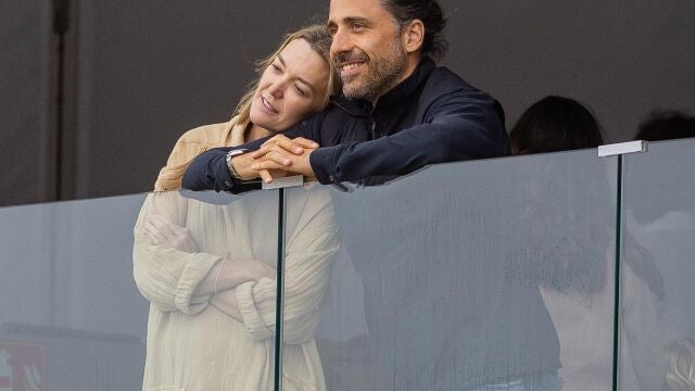 Marta Ortega, derroche de complicidad con Carlos Torreta y nueva lección de estilo en la hípica en Casas Novas