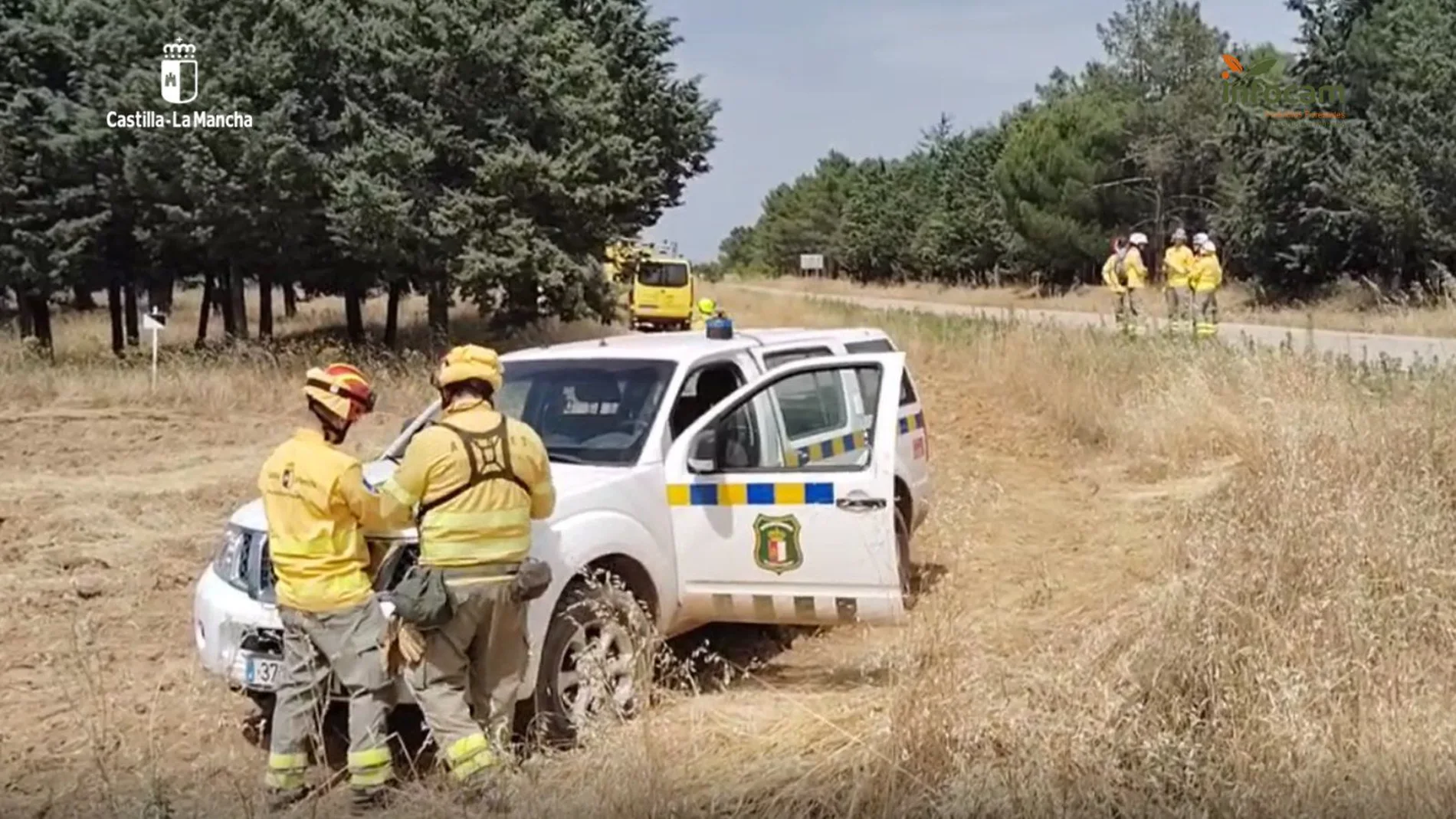 Imagen de agentes del Infocam en un paraje.