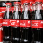 Adiós a la Coca Cola: Trump anuncia un cambio en la receta: "Un ingrediente clave será reemplazado por azúcar"