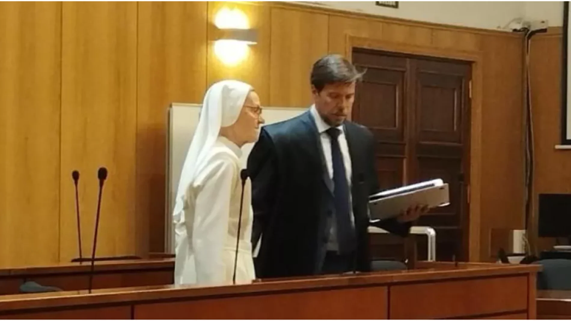 Termina el juicio por apropiación indebida de la monja que se transfirió más de 76.000 euros de su tía fallecida: acaba absuelta