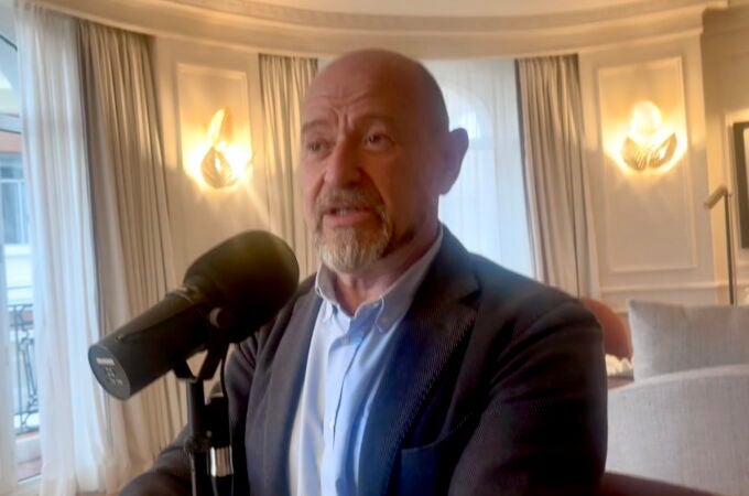 Con Carlos Urroz, Director del Gabinete Institucional del Museo Reina Sofía 