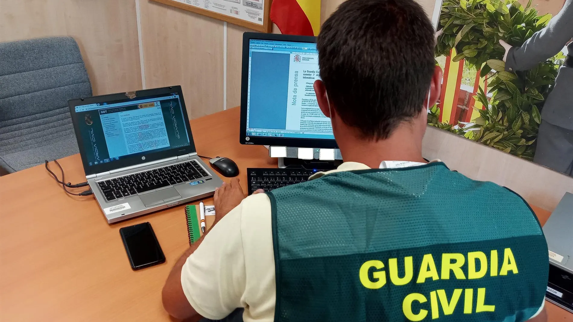 Casi la mitad de las denuncias por el nuevo canal telemático de la Guardia Civil son cargos fraudulentos con tarjetas