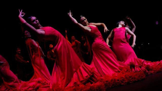 Una de las actuaciones del Ballet de la Comunidad de Madrid en el Parque Santander