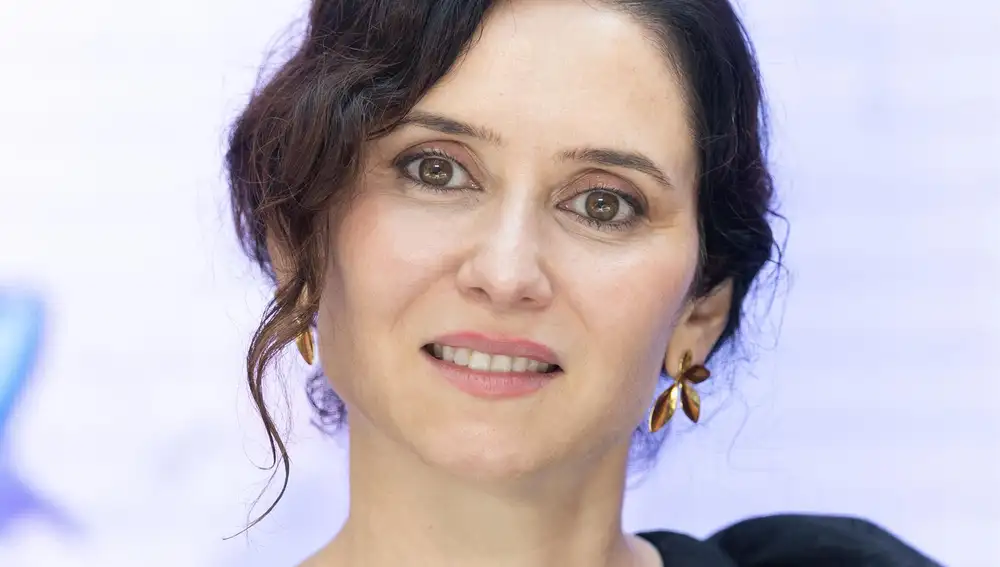 MADRID.-Ayuso pide a PSOE no dar lecciones al PP: "La mayor de las corrupciones de Estado es la que sienta a Sánchez en Moncloa"