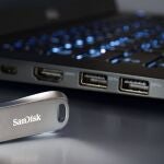 MediaMarkt no puede competir: este USB SanDisk de 128 GB cuesta solo 9 euros y ya es el más vendido