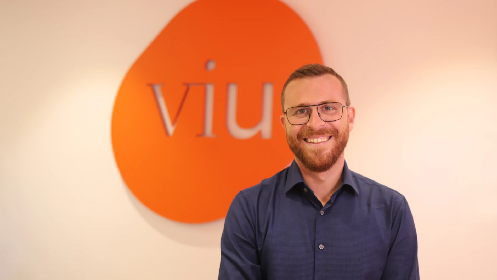 VIU adapta sus masters a la realidad y tiempo de los docentes con una metodología 100% online, flexible y secuencial, una asignatura detrás de otra, y distintas especialidades.