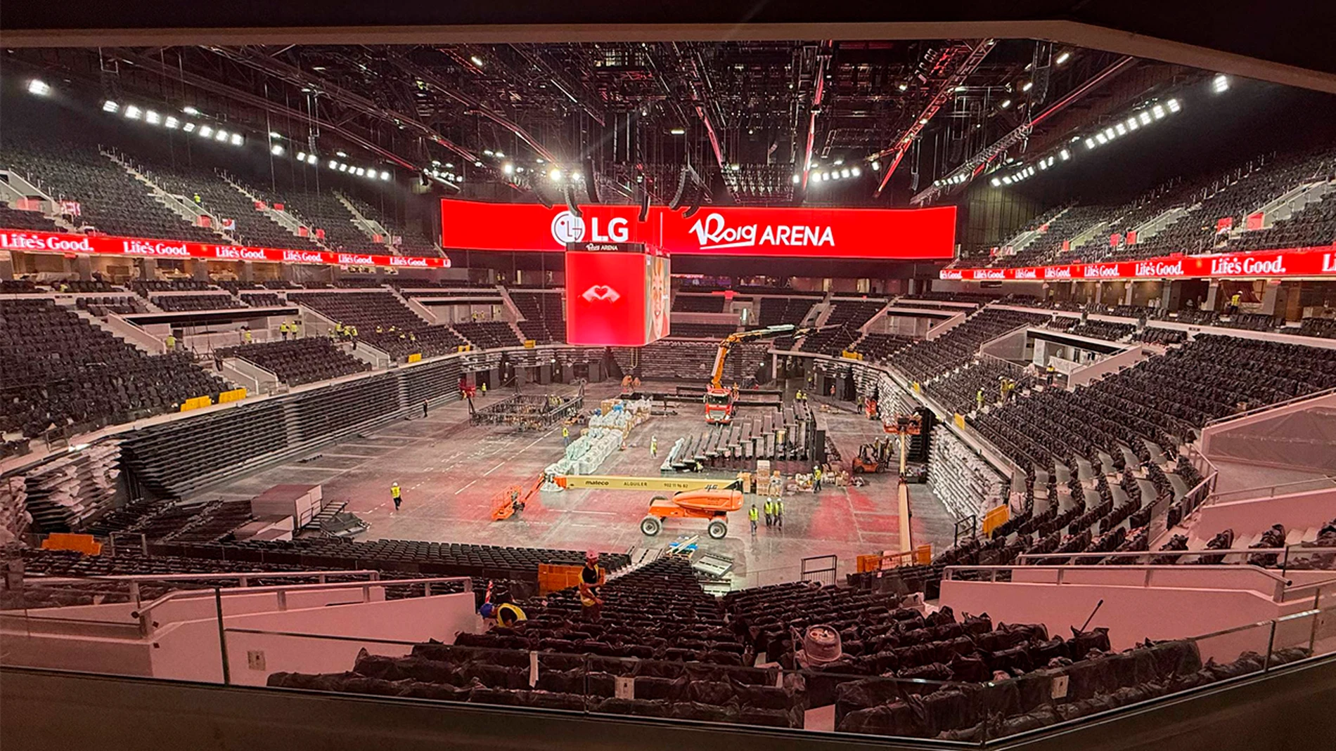 El Roig Arena por dentro, a pocas semanas de la finalización de su construcción