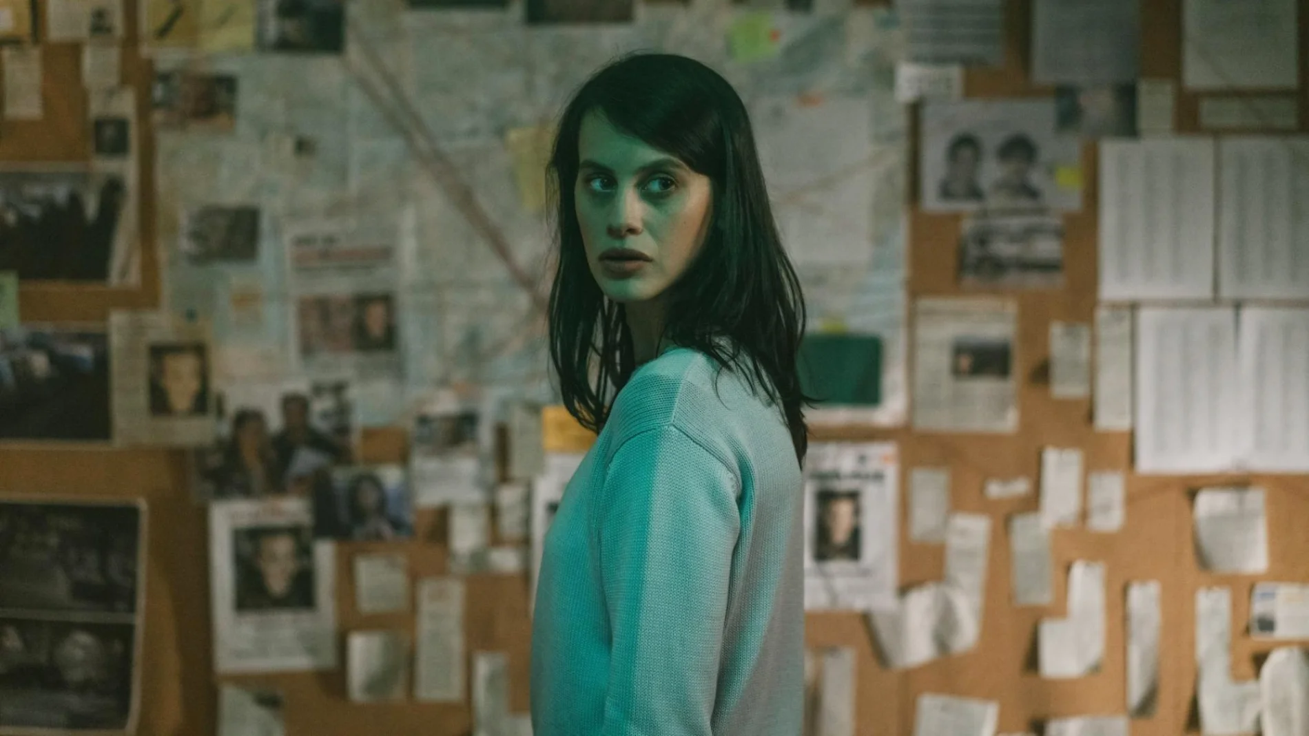 Tiene a Milena Smit como protagonista