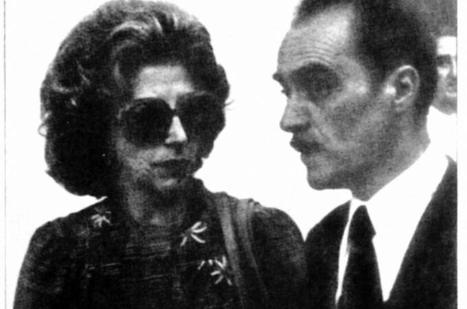 El marqués de Grañina, Gonzalo Fernández de Córdova y Topete, en una foto familiar, junto a una cuñada