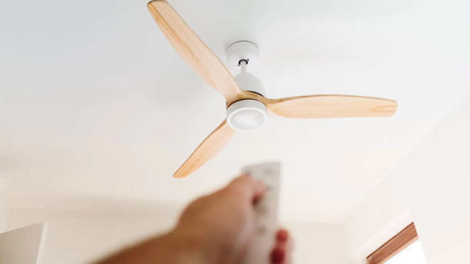 ¿Realmente el ventilador solo mueve el aire caliente? Esto es lo que debes saber