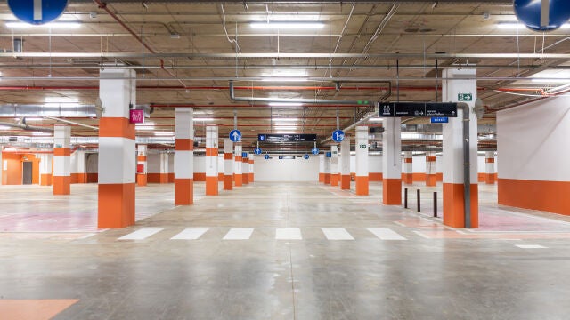 Reabre el parking "de los bulos" del centro comercial Bonaire que se vio inundado por la dana