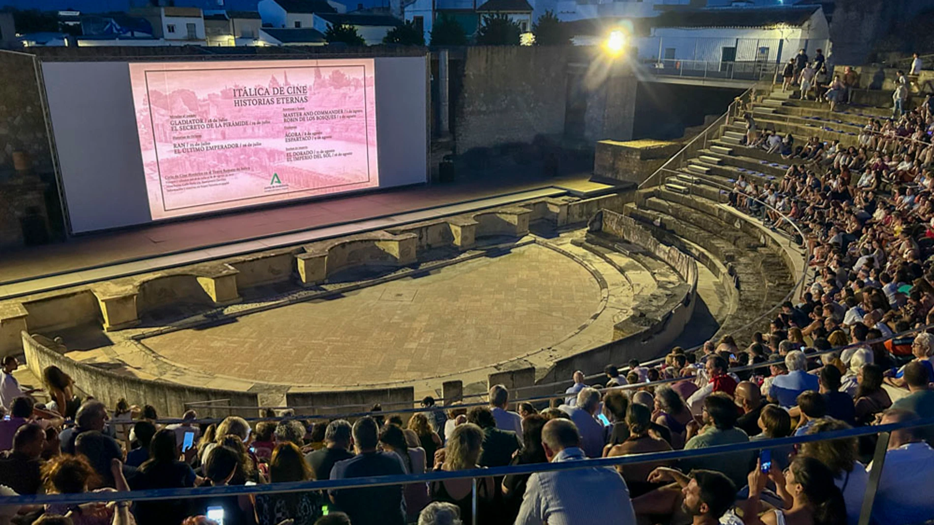 Cine de verano en Itálica