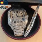Sucesos.-Detenido un limpiador de coches de alquiler en Palma por robar un reloj y una pulsera valorados en 21.000 euros