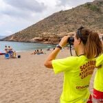 La bandera amarilla ondea este domingo en algunas playas de La Unión y Cartagena