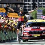 Ciclismo/Tour.- Wellens manda en solitario en Carcassonne y confirma el dominio del UAE de Pogacar