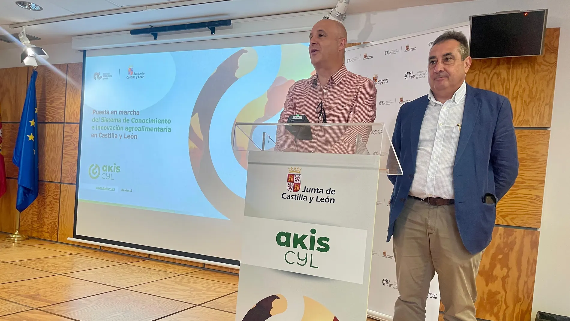 Presentación de la red de innovación AKIS CyL sobre leñosos, riego, salud vegetal y sectores cárnico y lácteo