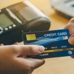 No es magia, es tecnología: la cartera que bloquea el robo de tus tarjetas por solo 11 euros