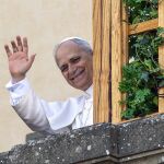 El Papa anima a aprovechar el verano "para saborear algunos momentos de paz y reflexión"