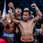 Manny Pacquiao y Mario Barrios, tras su pelea por el título mundial welter