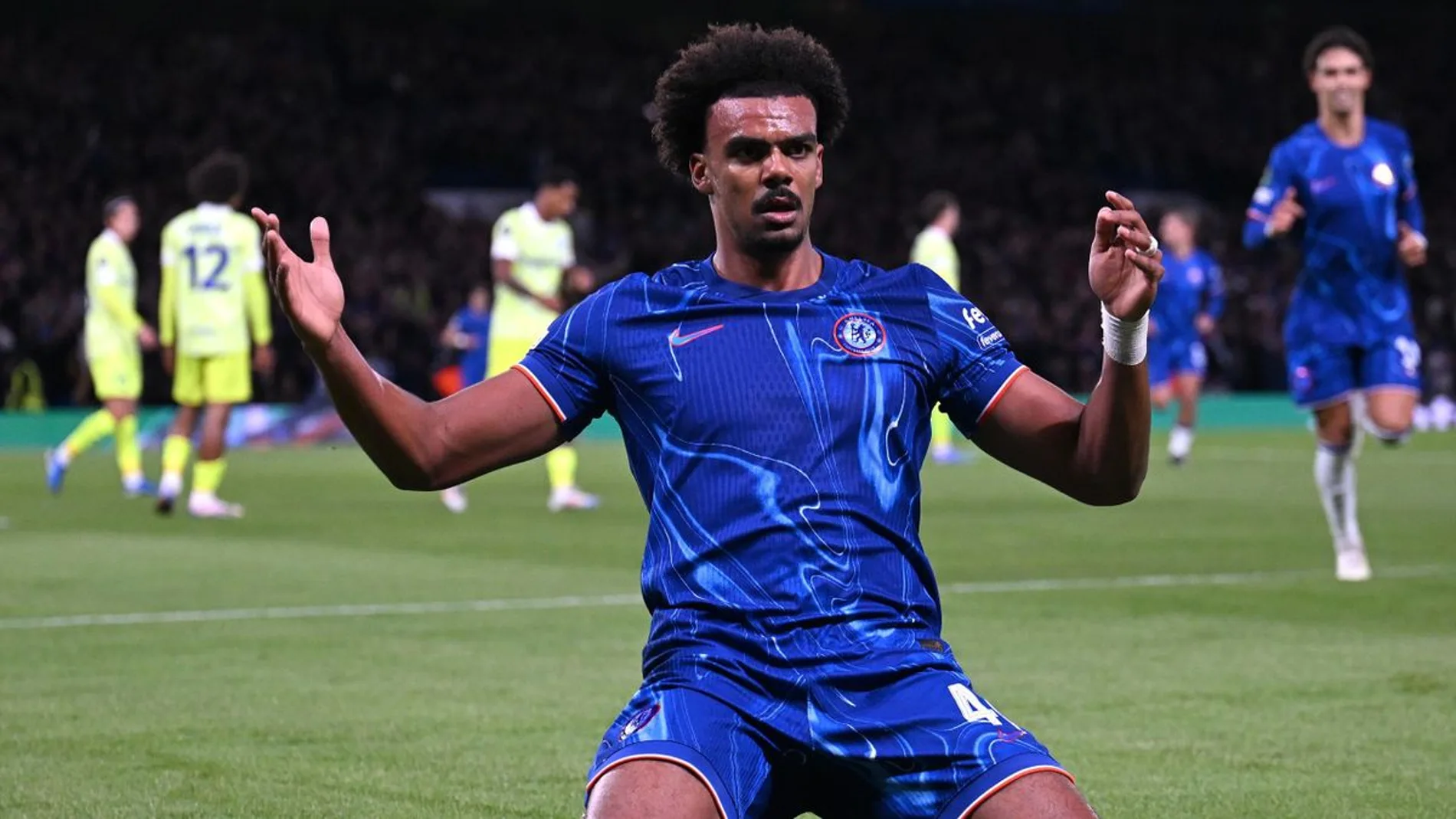 Renato Veiga con el Chelsea