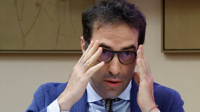 Carlos Cuerpo comparece en la Comisión de Economía, Comercio y Transformación Digital del Congreso de los Diputados