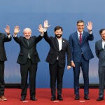 Boric recibe a Sánchez, Lula, Petro y Orsi para iniciar cumbre en defensa de la democracia”
