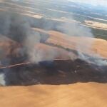 Vista aérea del incendio de Villasur (Palencia)