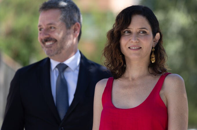 Ayuso presenta el proyecto Milla Canal y asiste a la apertura al público de la Fuente del río Lozoya