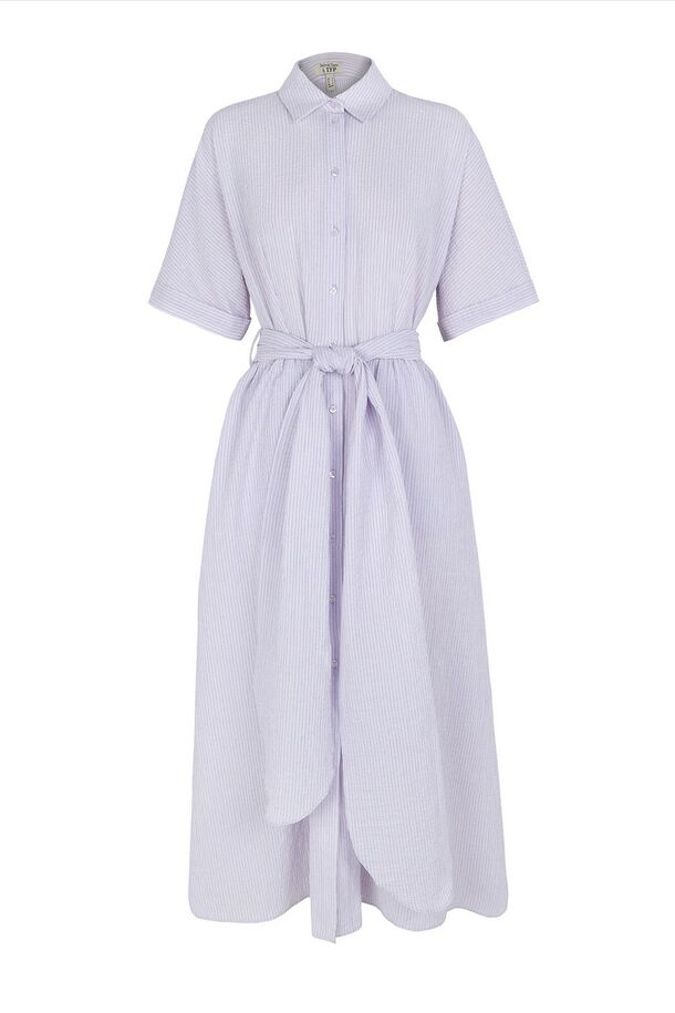 Vestido camisero.
