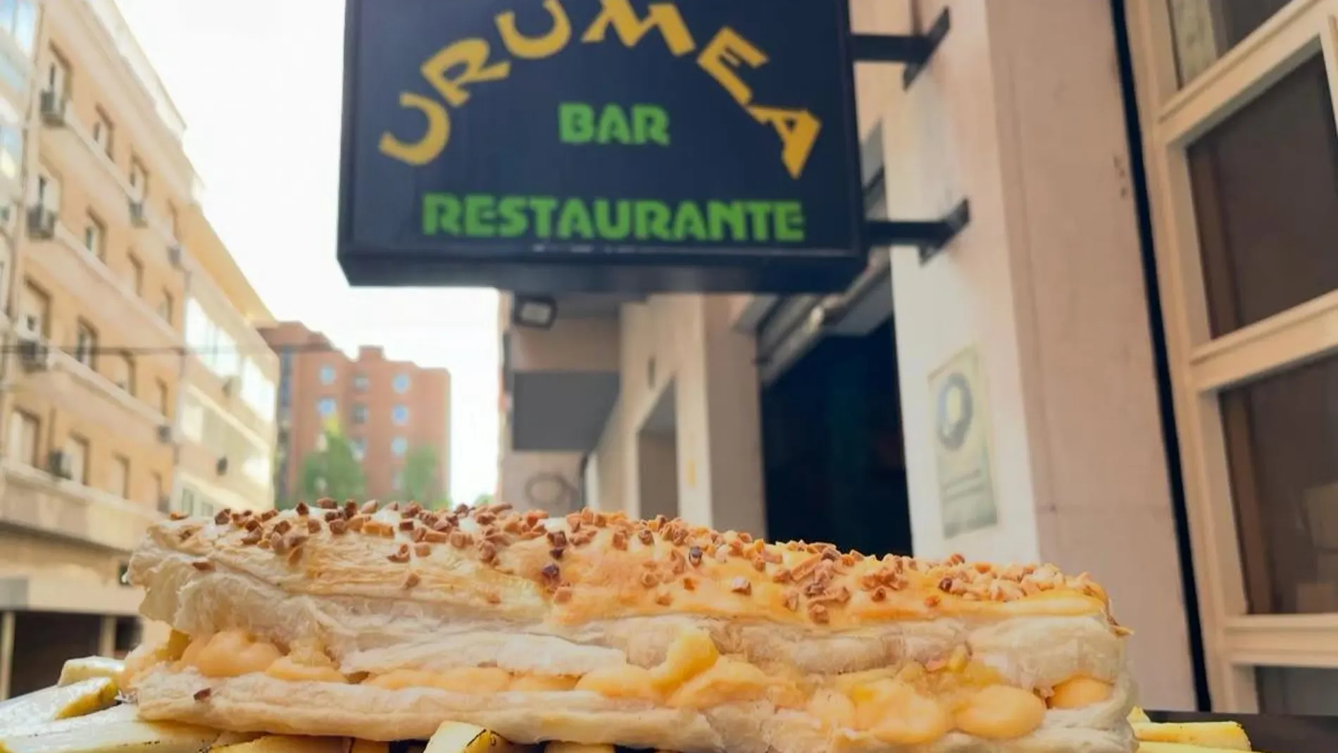 Así es el dulce cachopo que arrasa en Madrid y que se disfruta aquí