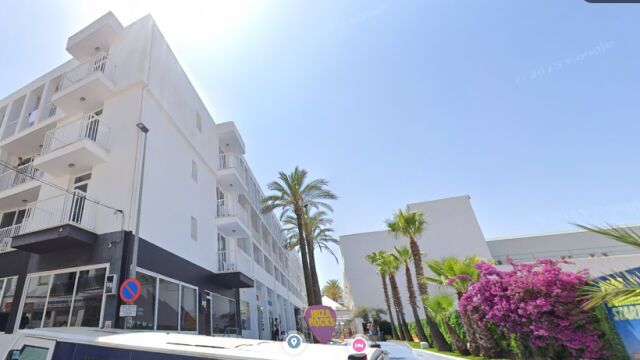 Muere un joven británico tras caer desde un tercer piso en un hotel de Sant Antoni (Ibiza)