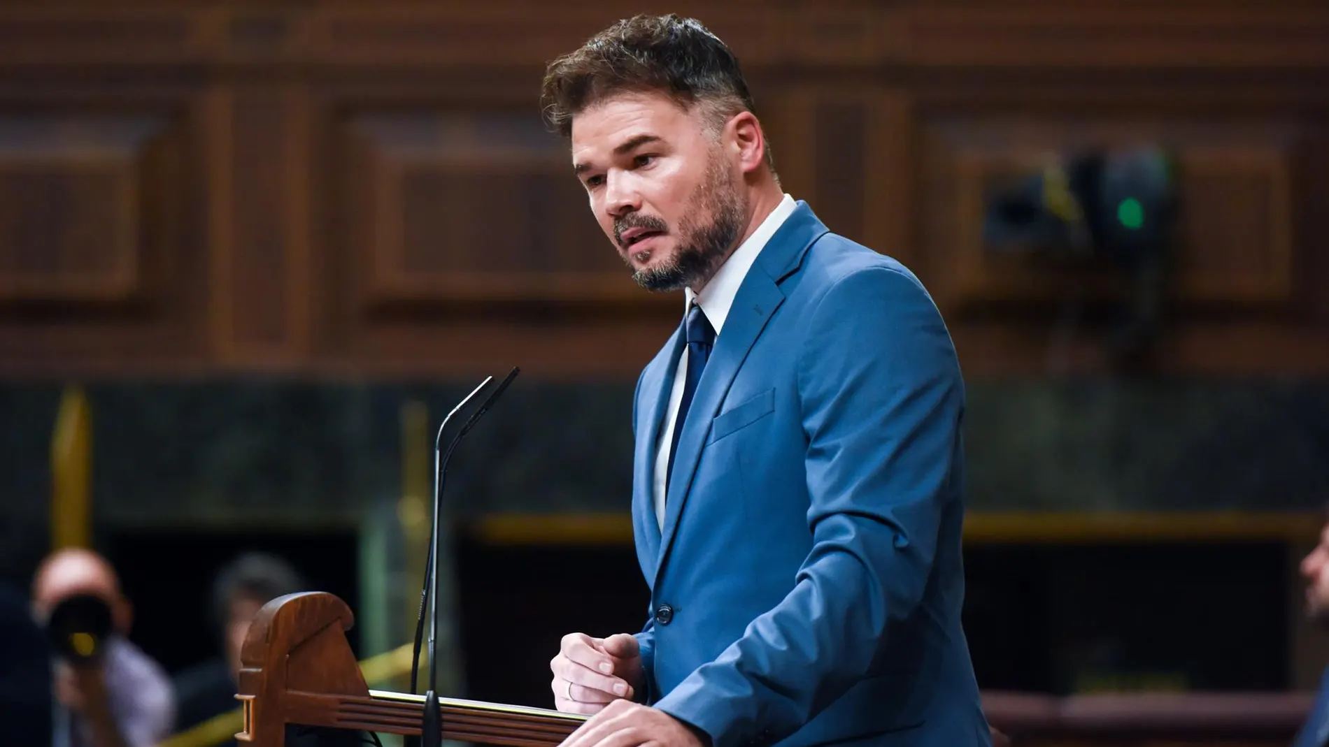Economía.-Rufián dice que si Junts acaba apoyando la reducción de jornada será porque queda "absolutamente descafeinada"