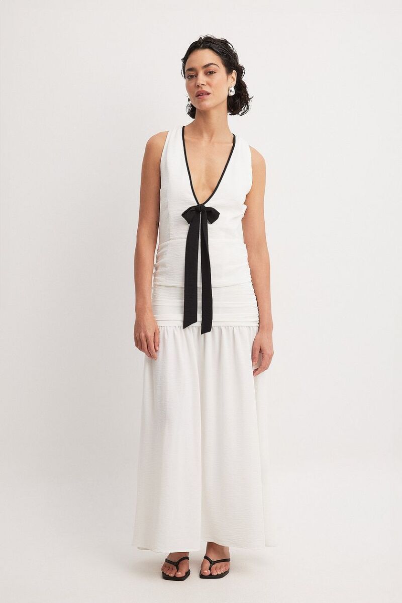 Vestido con lazada.