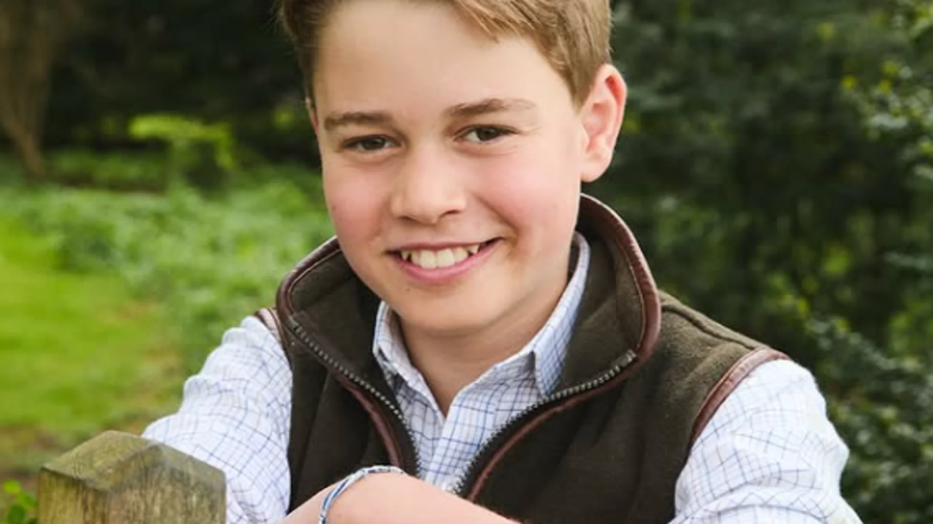 Retrato del príncipe George por su 12 cumpleaños