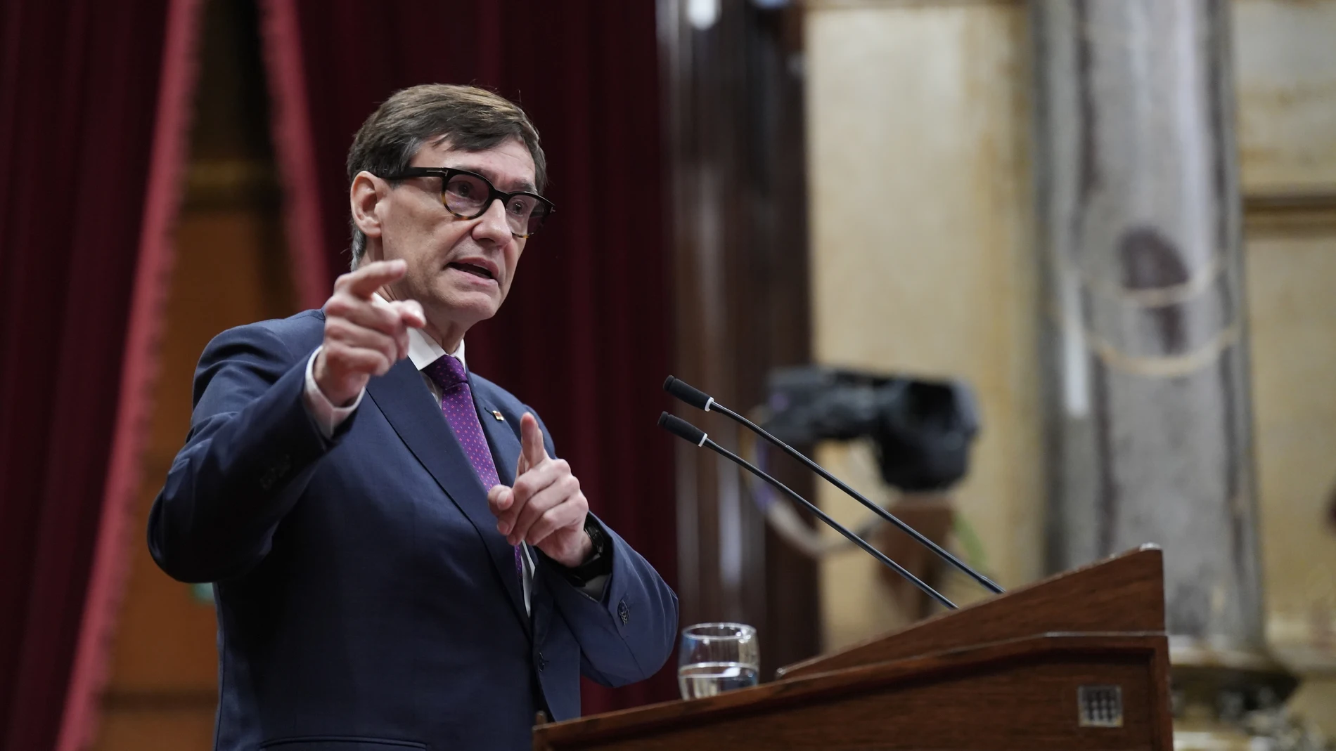 El presidente de la Generalitat, Salvador Illa, durante su intervención en la comparecencia en el Parlament para dar explicaciones sobre el caso Cerdán y su eventual afectación a Catalunya DAVID ZORRAKINO - EUROPA PRESS 22/07/2025