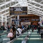 EE UU impone un nuevo requisito viajar al país: qué es y cuánto cuesta la 'tarifa de integridad'