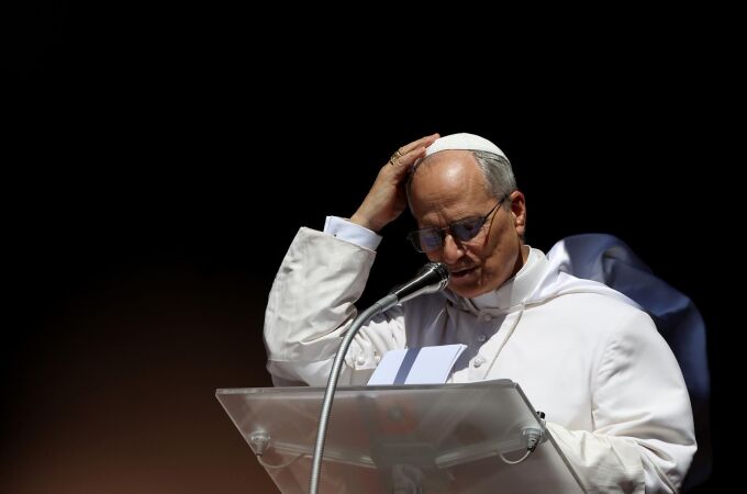 Bangladesh.- El Papa reza por los niños fallecidos como consecuencia del accidente aéreo en Bangladesh