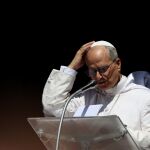 Bangladesh.- El Papa reza por los niños fallecidos como consecuencia del accidente aéreo en Bangladesh