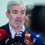 Clavijo carga contra el Gobierno: "40 millones sin fecha ni destino no son solución, son humo"