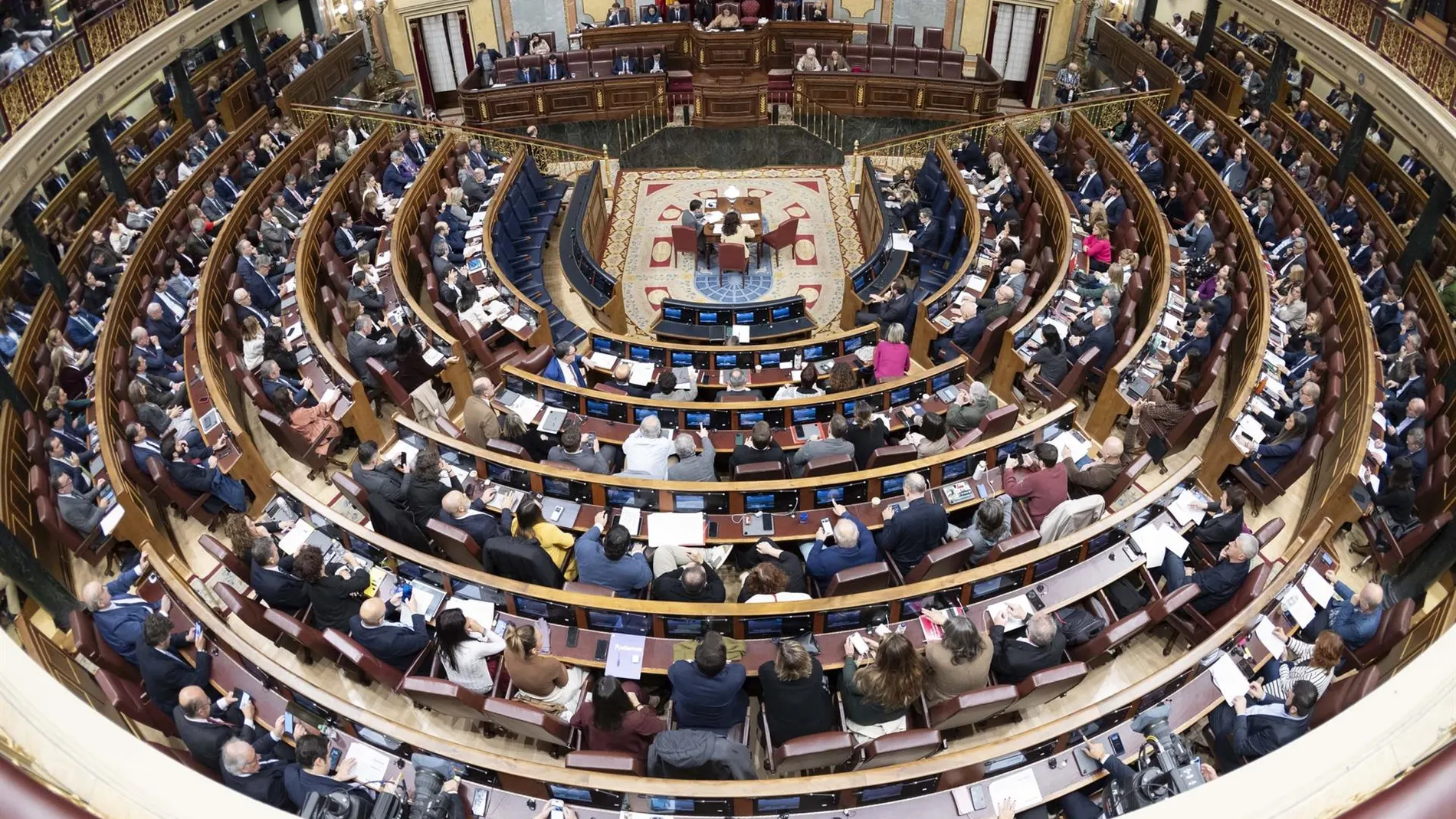 VÍDEO: Economía.- El Congreso tumba el decreto antiapagones con el voto en contra de PP, Vox, Podemos, BNG, Junts y CHA