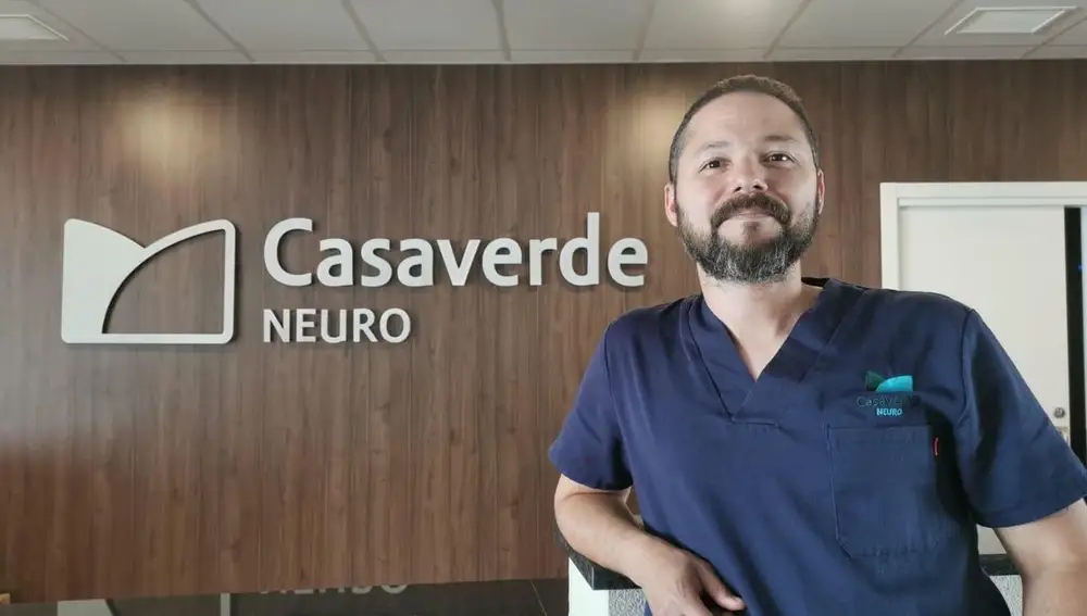 Alejandro Acosta, médico neurólogo