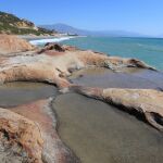 La playa Punta Chullera, en Manilva, es una de las más bonitas de la Costa del Sol