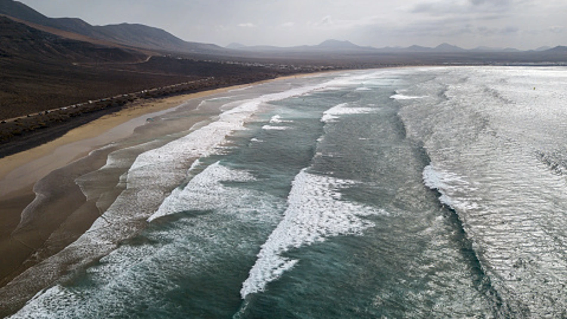La isla española que desapareció bajo el mar y dio origen a dos joyas del Atlántico
