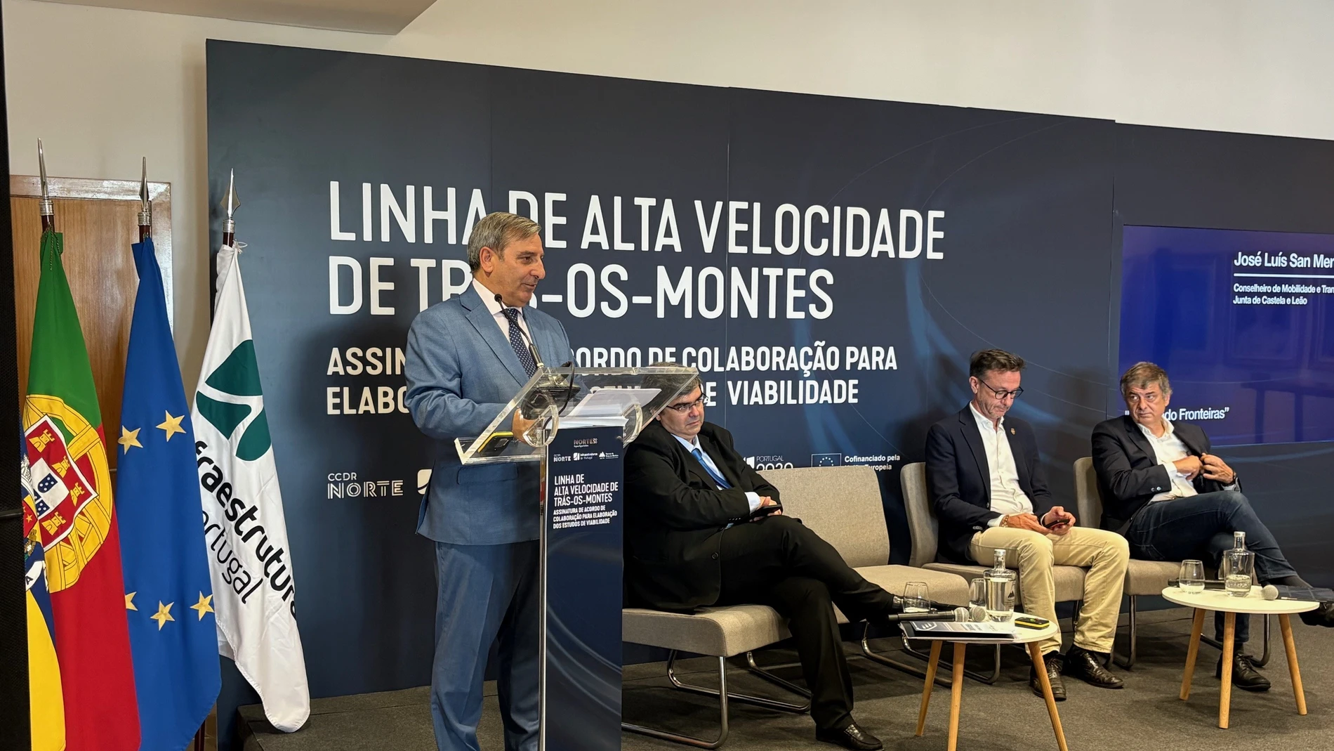 El consejero de Movilidad y Transformación Digital, José Luis Sanz Merino, interviene en la jornada