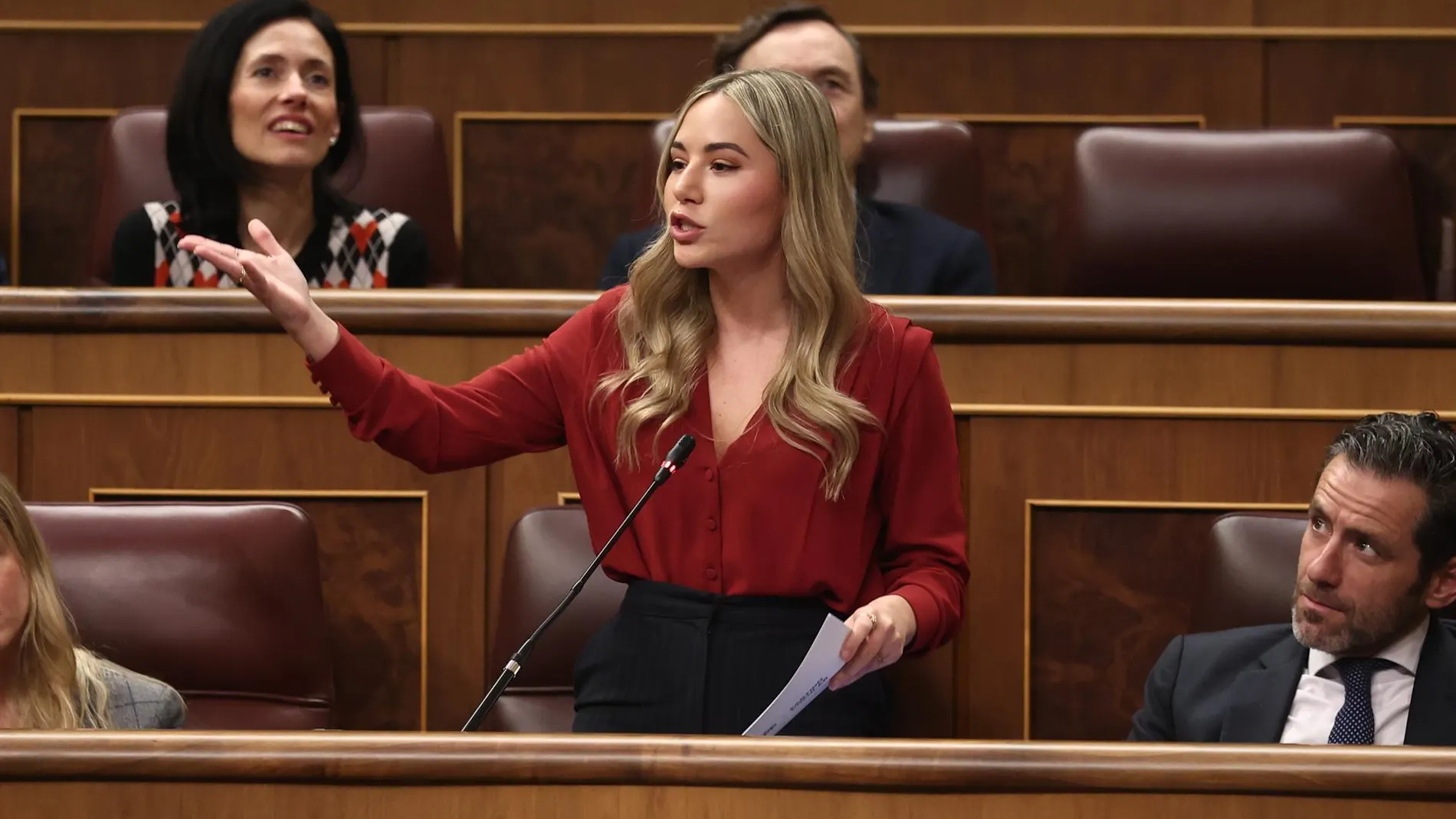 MADRID.-Noelia Núñez (PP) admite no haber acabado sus estudios y asegura que "nunca" ha tenido intención de "engañar a nadie"