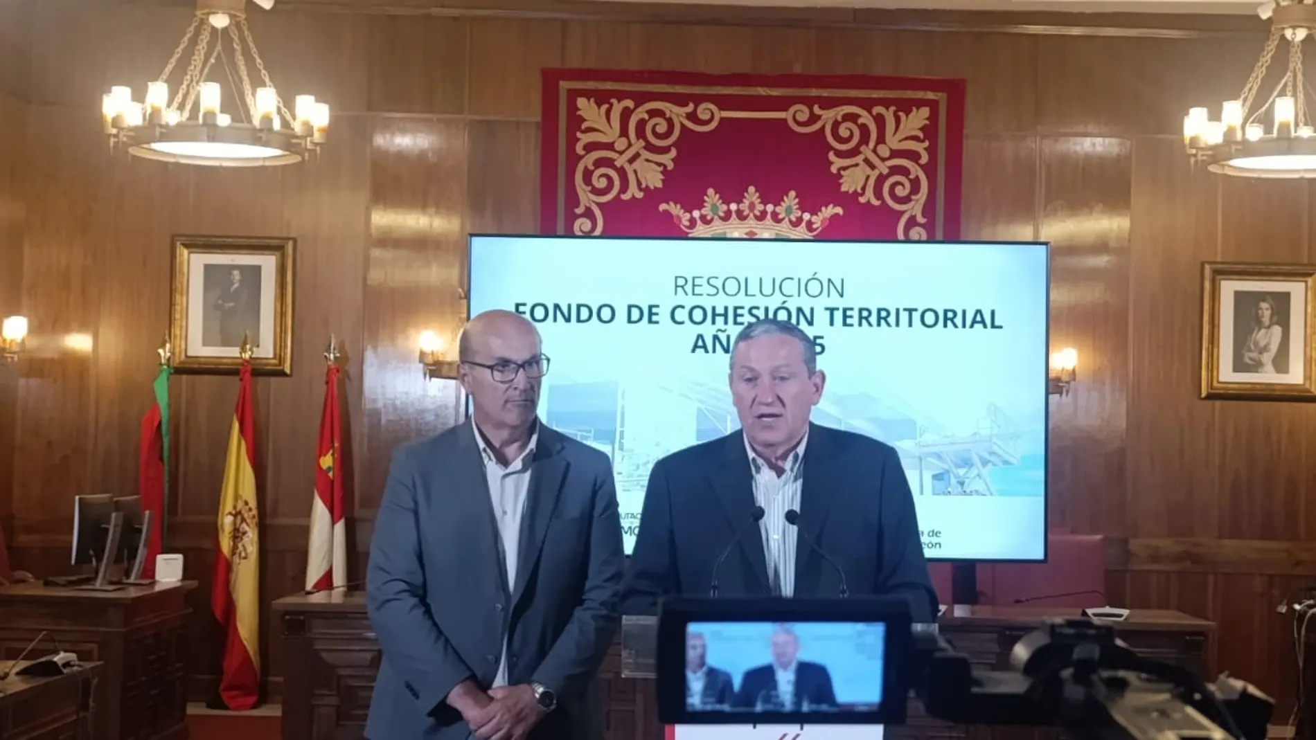 El presidente de la Diputación de Zamora, Javier Faúndez Domínguez, y el delegado territorial de la Junta de Castilla y León en Zamora, Fernando Prada Antón, informan de la resolución del Fondo de Cohesión Territorial 2025