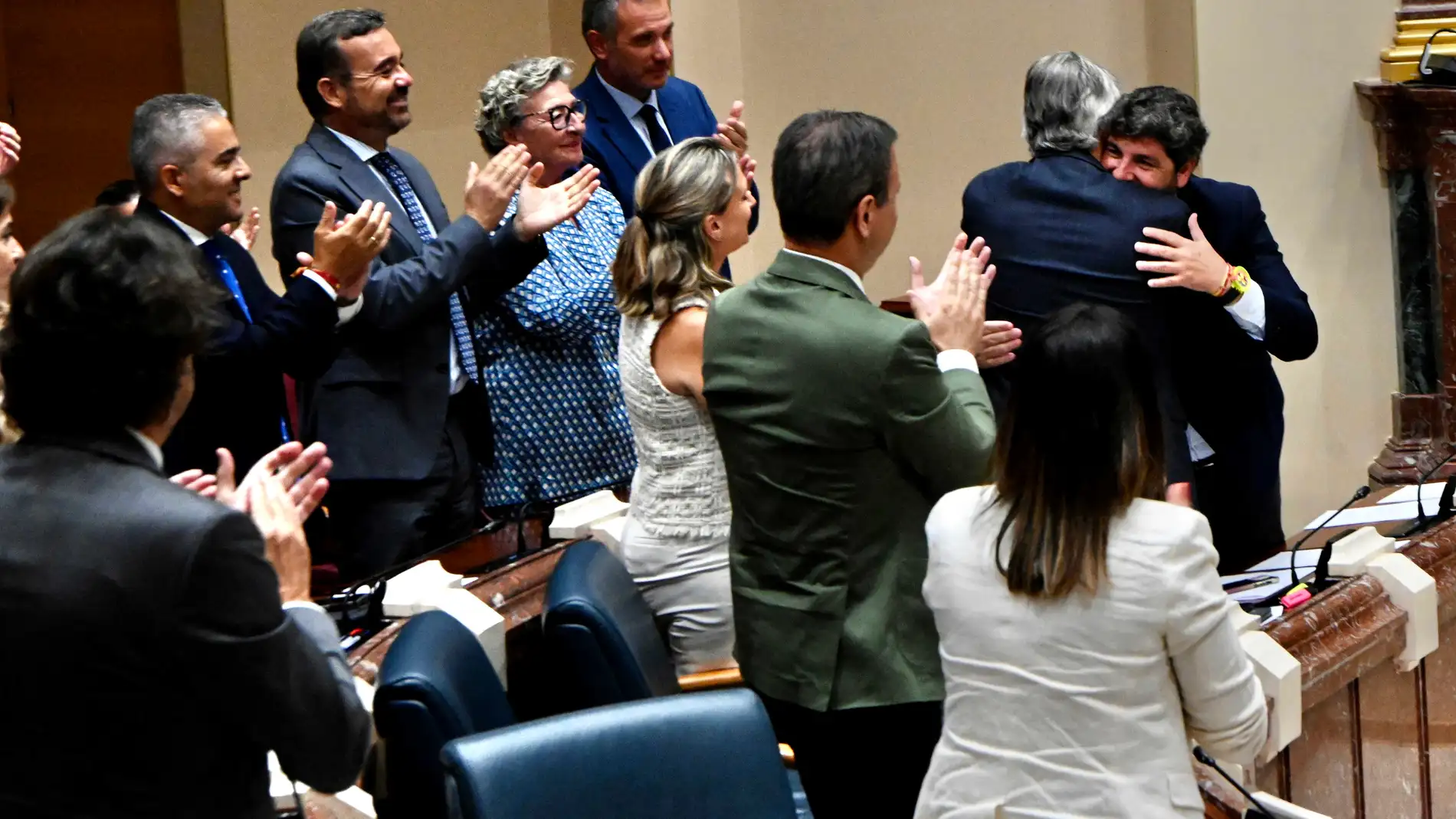 Los Presupuestos regionales salen adelante con los votos del PP y la abstención de Vox